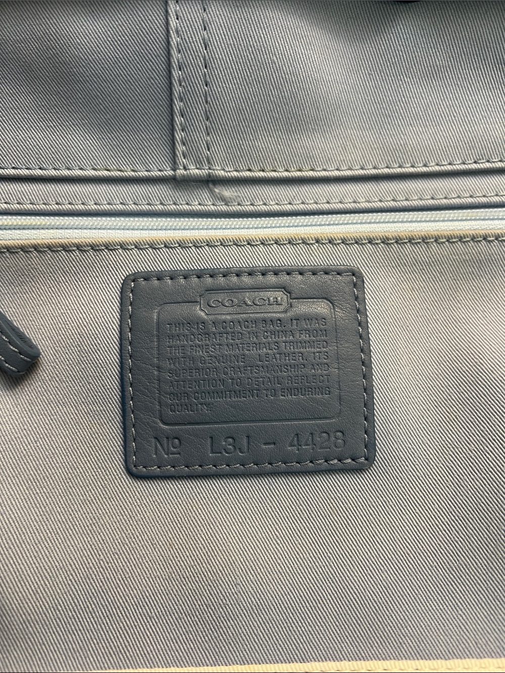 VINTAGE Y2K SOHO COACH DAISY CHARM SHOULDER BAG NAVY CANVAS WHITE LEATHER PREPPY - Picture 11 of 15